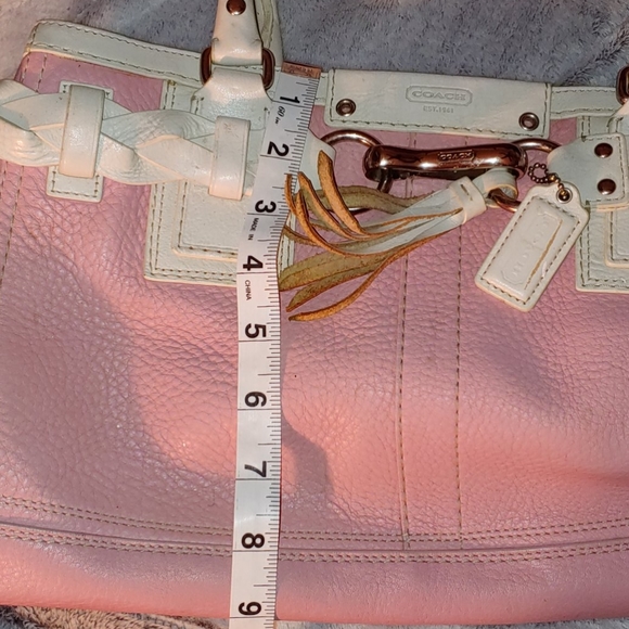 SOLD.......Coach bag - Picture 11 of 16